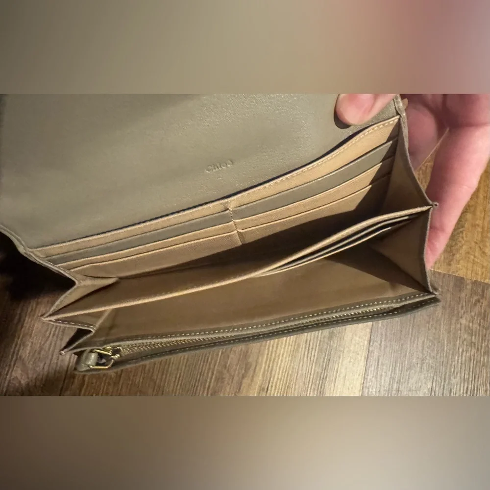 Chloe Gray Leather Wallet with Gold-Toned Detail and Snap Closure